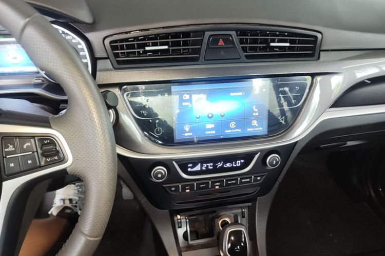 GEELY Emgrand 2016 immagine di auto #13
