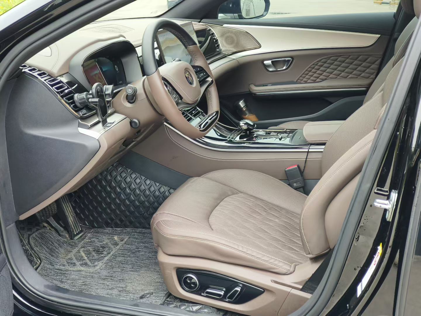 BYD Han 2024 car image #7