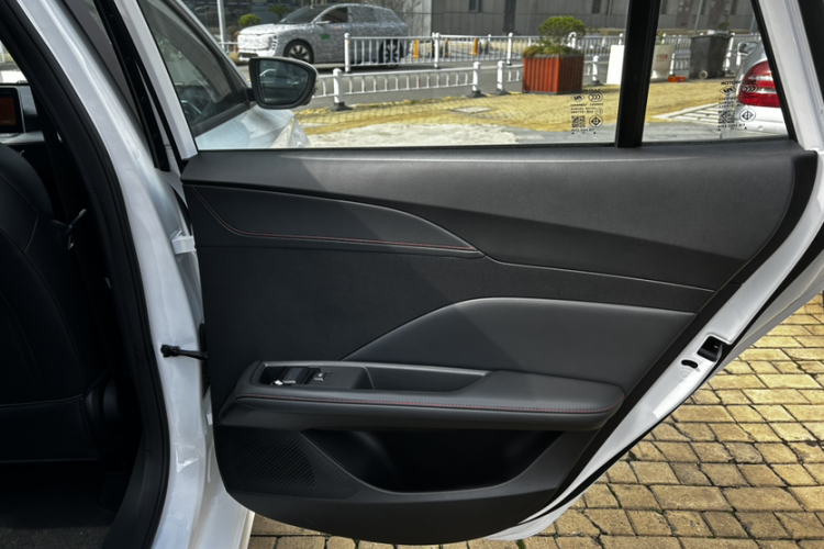 名爵 MG5 2025 汽车图片 #27