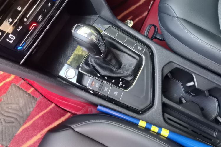 Volkswagen Tharu 2022 #14 Volkswagen Tharu 2022 immagine di auto #14