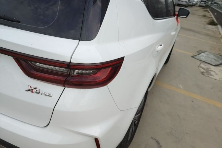 GEELY Vision X6 2021 car image #8