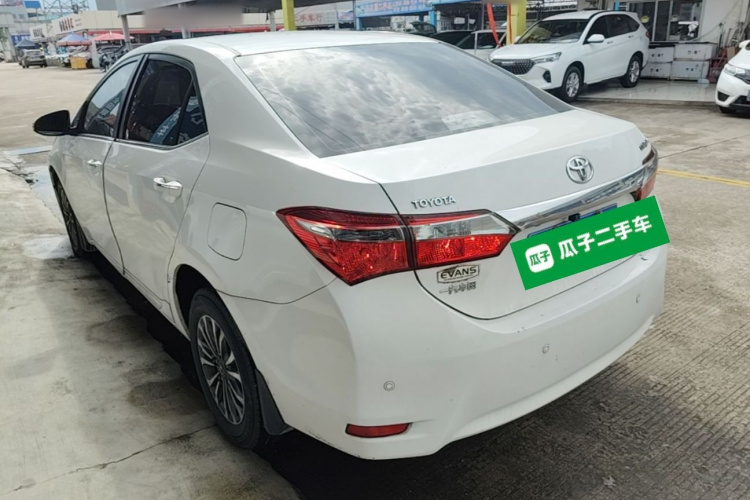 Toyota Corolla 2017 #5 Toyota Corolla 2017 car image #5