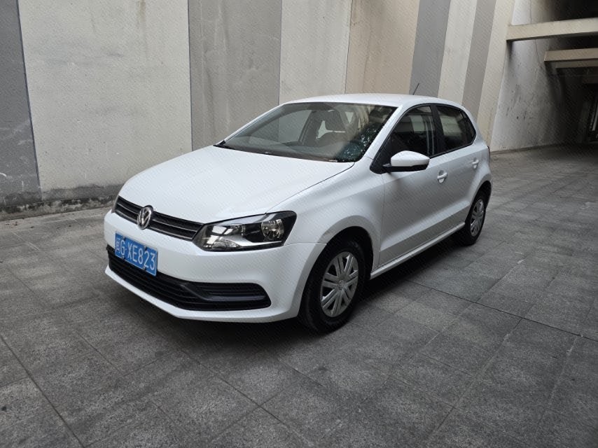 Volkswagen Polo 2015 Volkswagen Polo 2015 car image