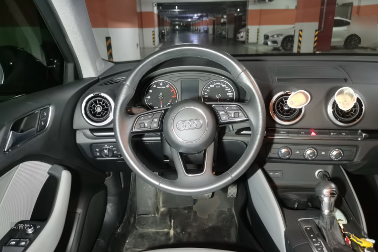 Audi A3 2019 #12 Audi A3 2019 صورة سيارة #12