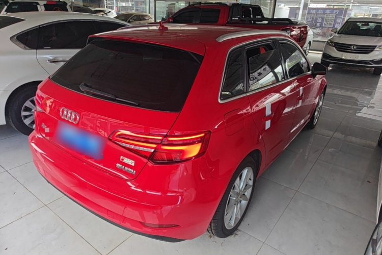 Audi A3 2018 car image #7