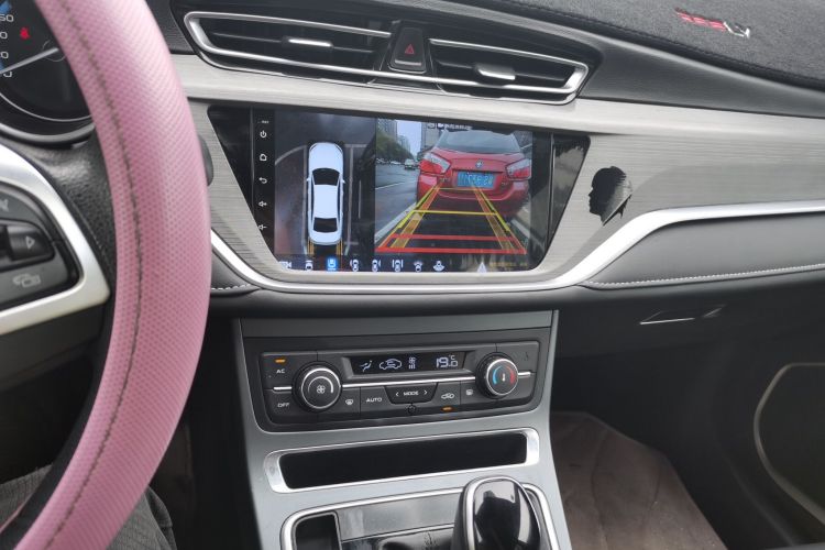 GEELY Emgrand 2021 #17 GEELY Emgrand 2021 car image #17