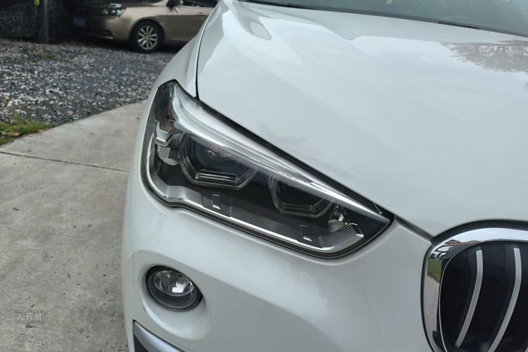BMW X1 2019 #8 BMW X1 2019 car image #8