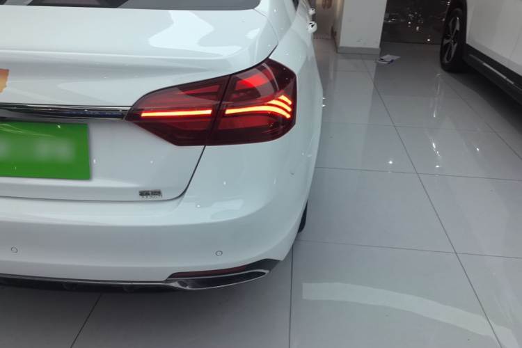 GEELY Emgrand 2019 #8 GEELY Emgrand 2019 car image #8
