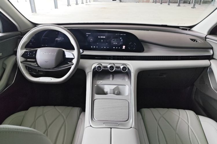 Exceed Yaoguang C-DM 2025 #10 Exceed Yaoguang C-DM 2025 car image #10