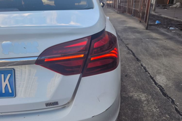 GEELY Emgrand 2019 #8 GEELY Emgrand 2019 car image #8
