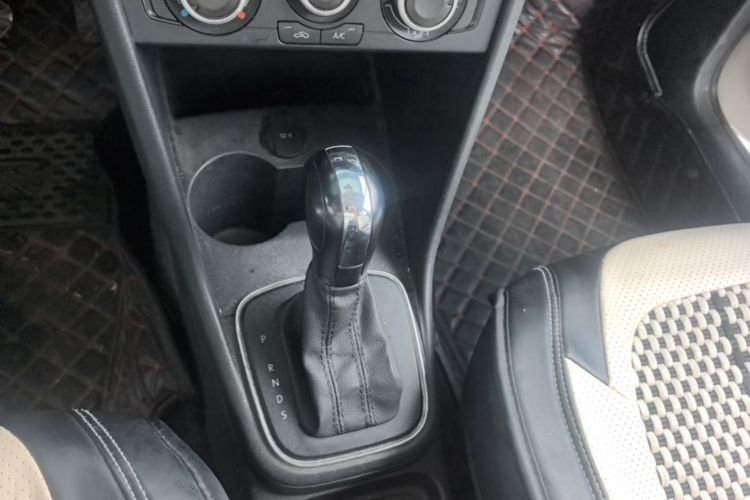 Volkswagen Polo 2018 #14 Volkswagen Polo 2018 car image #14