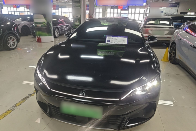 BYD Han 2025 #3 BYD Han 2025 car image #3
