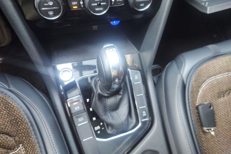 Volkswagen Tharu 2020 #16 Volkswagen Tharu 2020 image de voiture #16