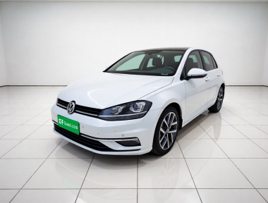 Volkswagen Golf 2020 car image 