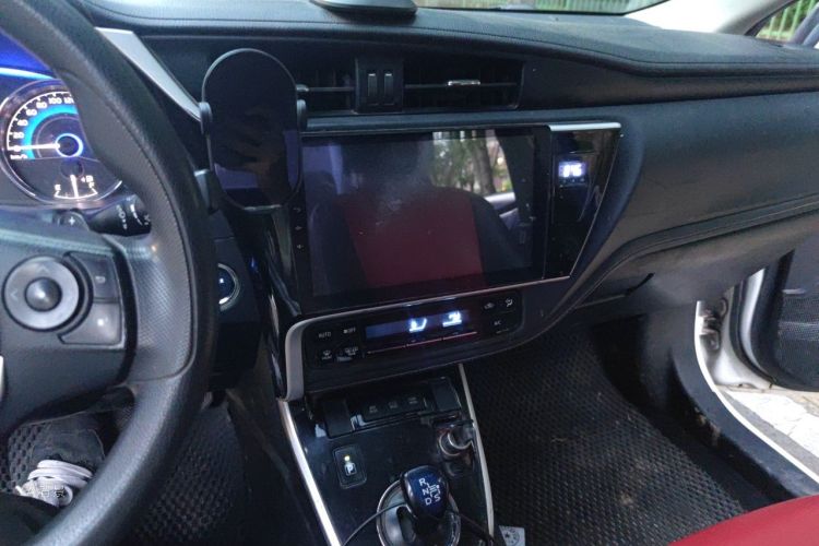 Toyota Corolla 2017 #15 Toyota Corolla 2017 car image #15