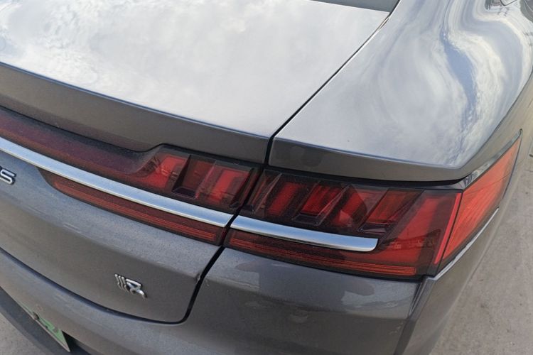 BYD Han 2022 #8 BYD Han 2022 car image #8