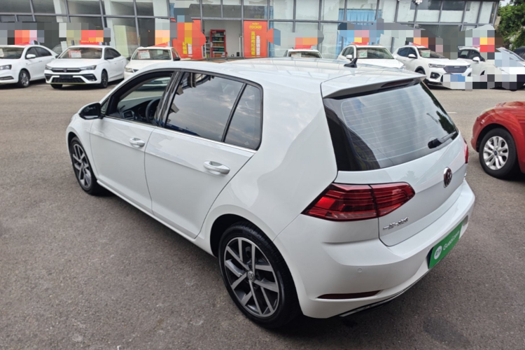 Volkswagen Golf 2020 #5 Volkswagen Golf 2020 car image #5