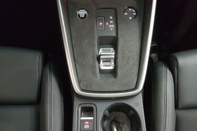 Audi A3 2024 car image #14