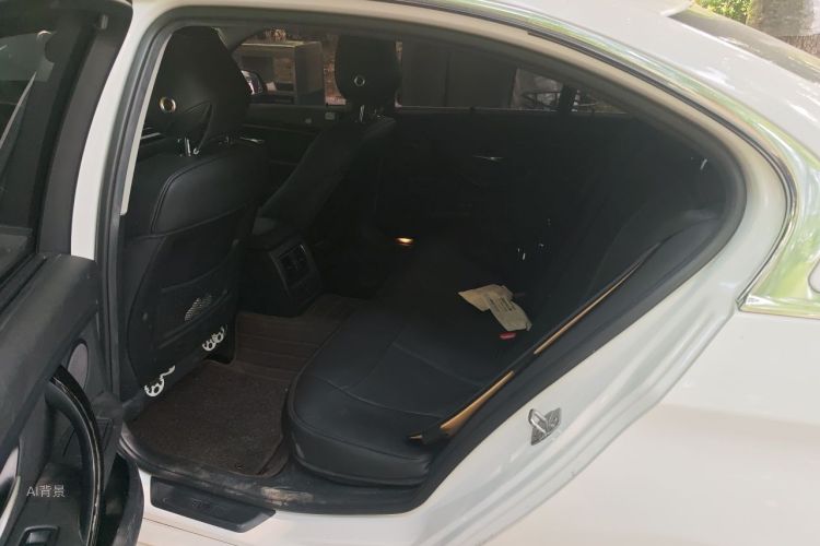 BMW 3 Series 2017 car image #19