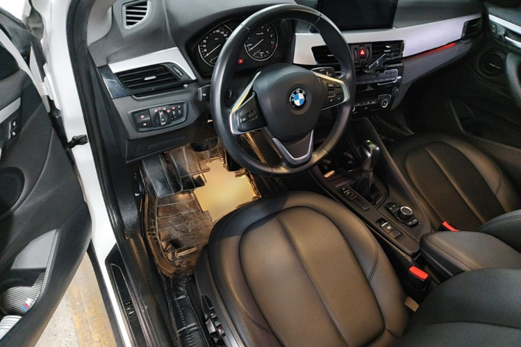 BMW X1 2017 #18 BMW X1 2017 imagen de coche #18