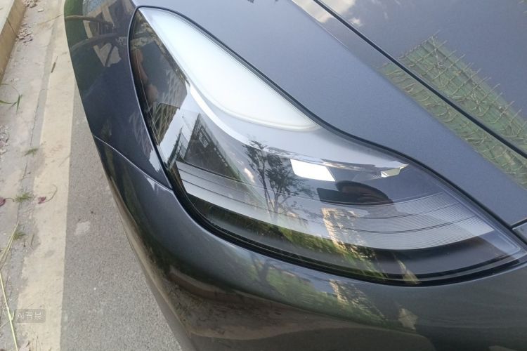 Tesla Model Y 2021 #8 Tesla Model Y 2021 صورة سيارة #8