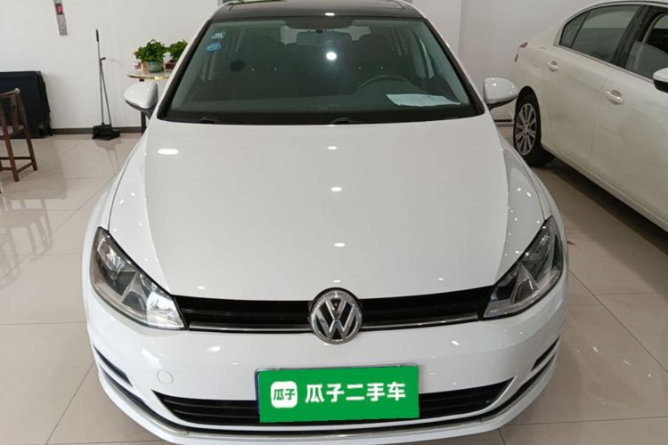 Volkswagen Golf 2016 car image #3