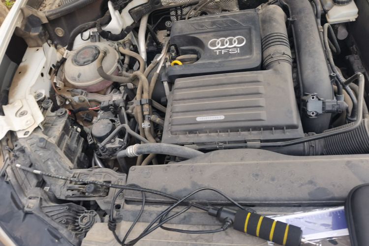 Audi Q3 2023 car image #26