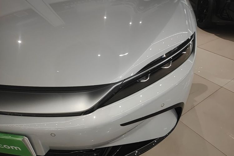 BYD Han 2024 car image #23