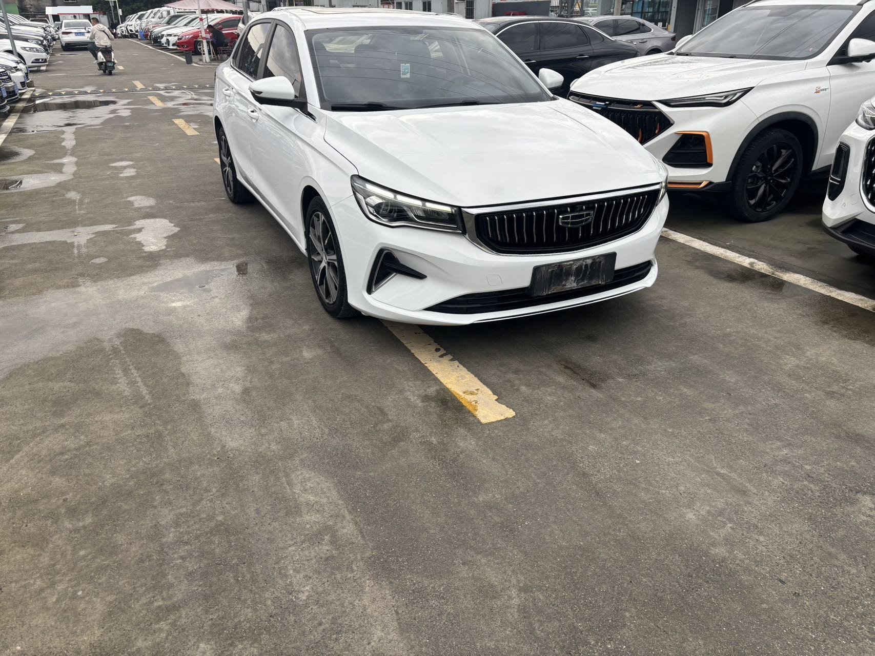 GEELY Emgrand 2022 imagem de carro #3