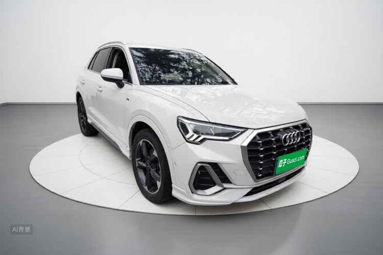 Audi Q3 2021 car image #4
