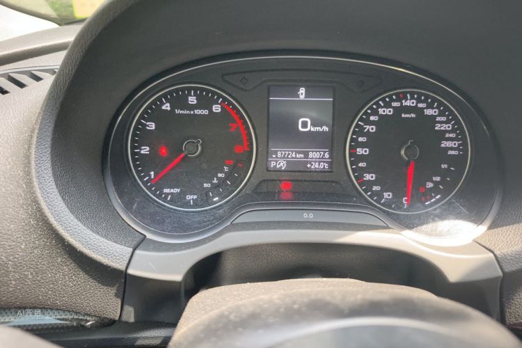 Audi A3 2017 immagine di auto #14