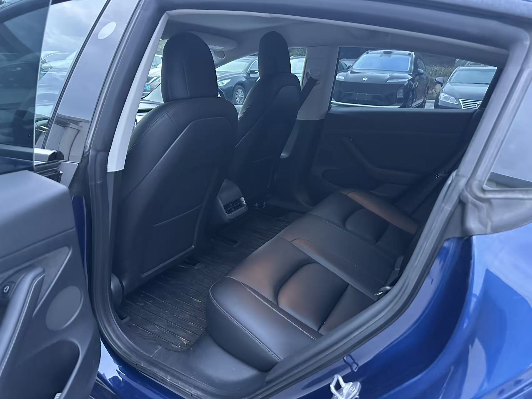 Tesla Model 3 2021 car image #6