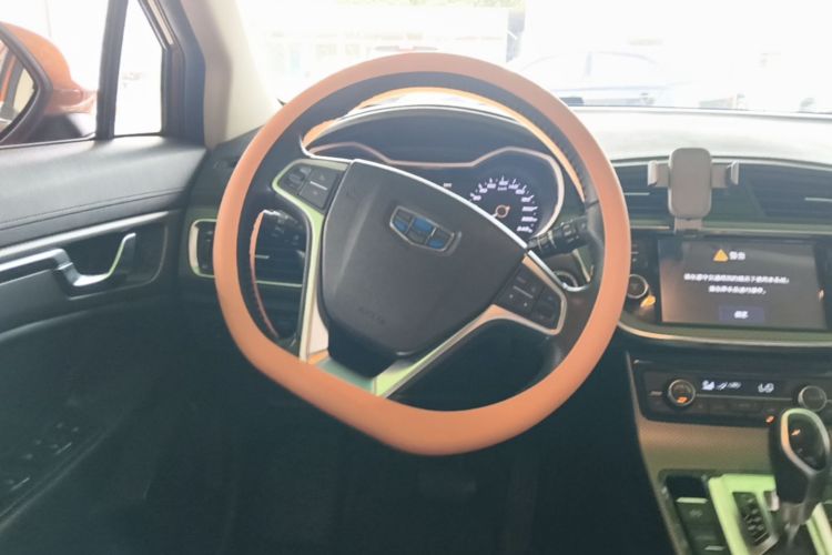 GEELY Emgrand GS 2016 car image #12