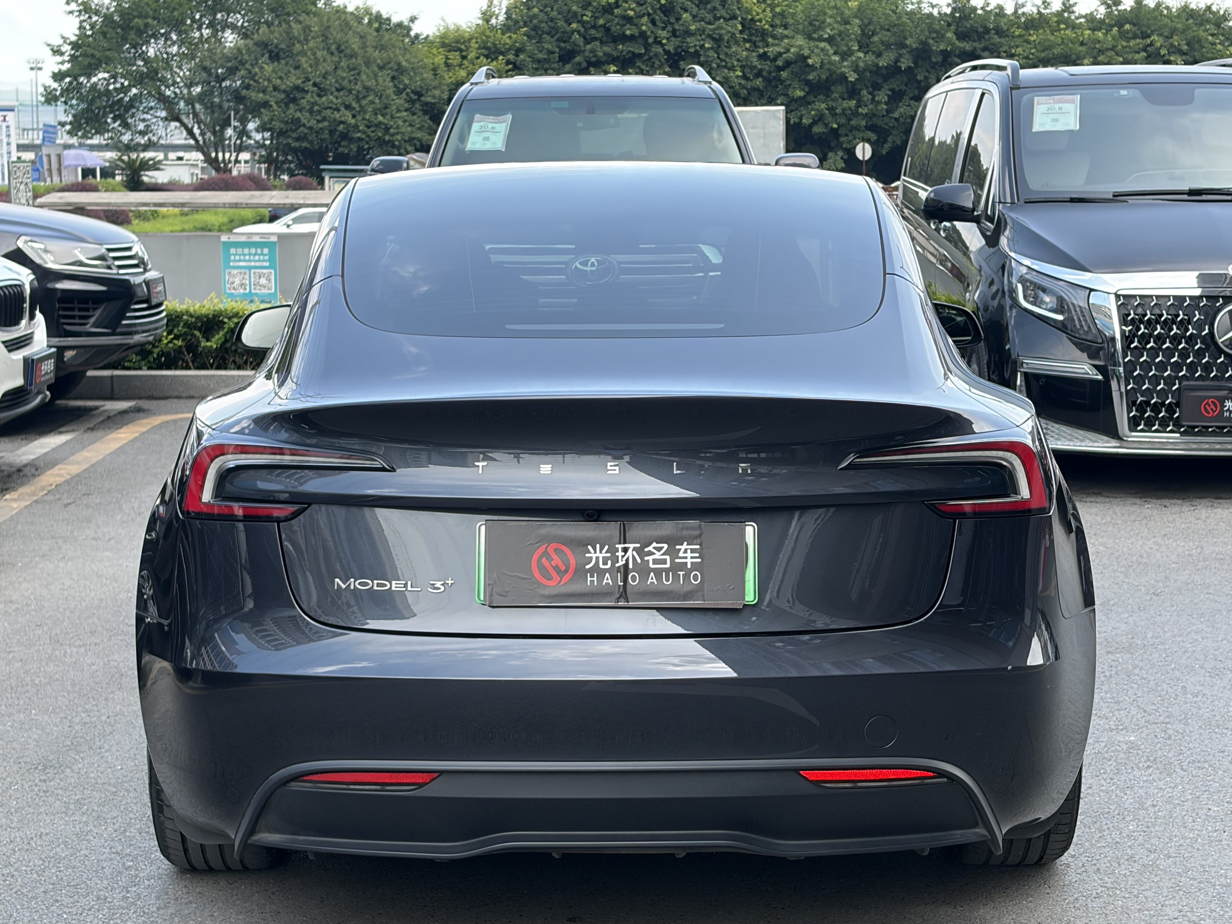 Tesla Model 3 2025 car image #8