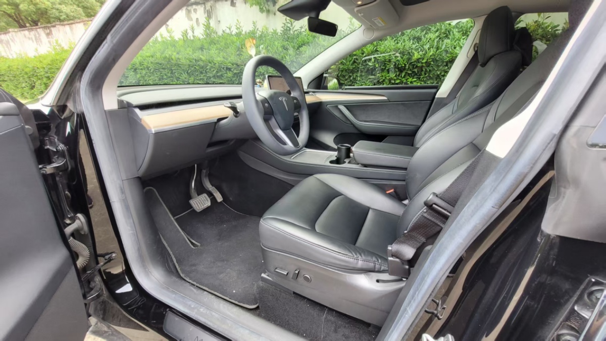 Tesla Model Y 2022 #7 Tesla Model Y 2022 car image #7
