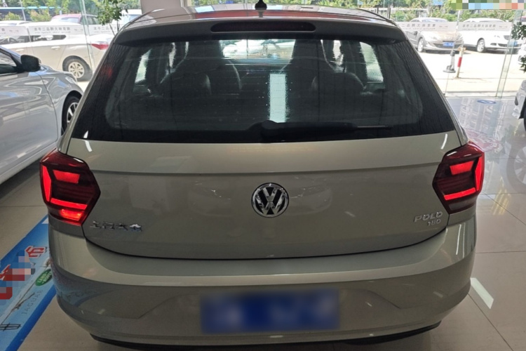 Volkswagen Polo 2020 car image #4