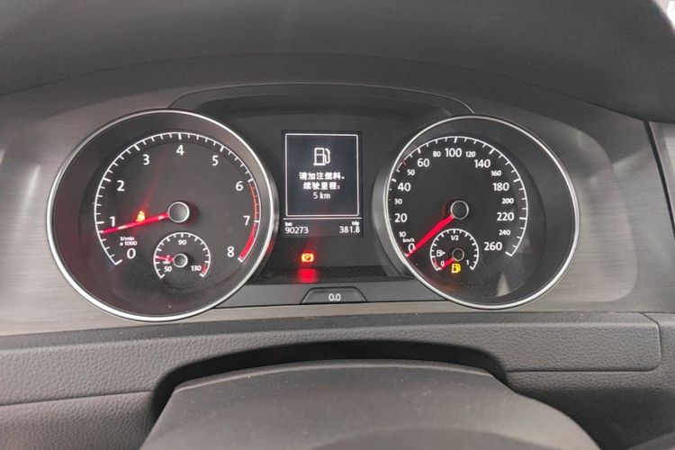 Volkswagen Golf 2016 car image #12