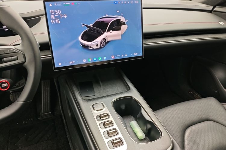 MI SU7 2025 car image #13