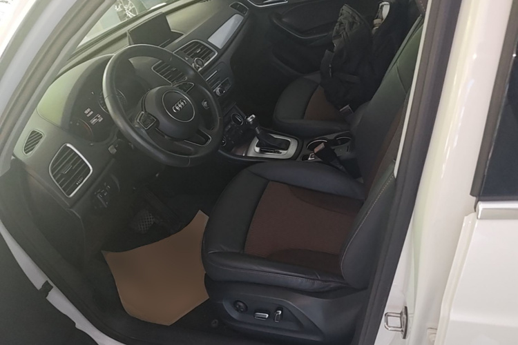 Audi Q3 2017 #19 Audi Q3 2017 car image #19