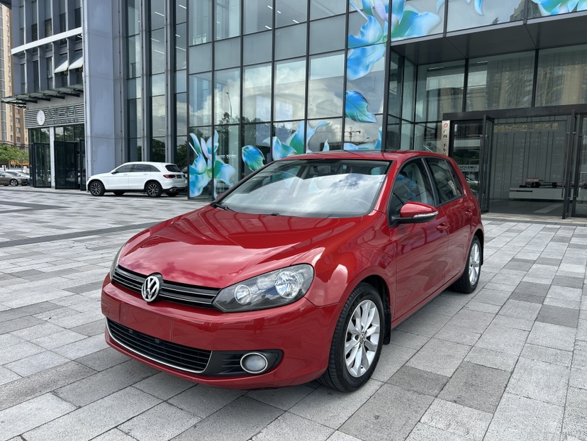 Volkswagen Golf 2011 car image 