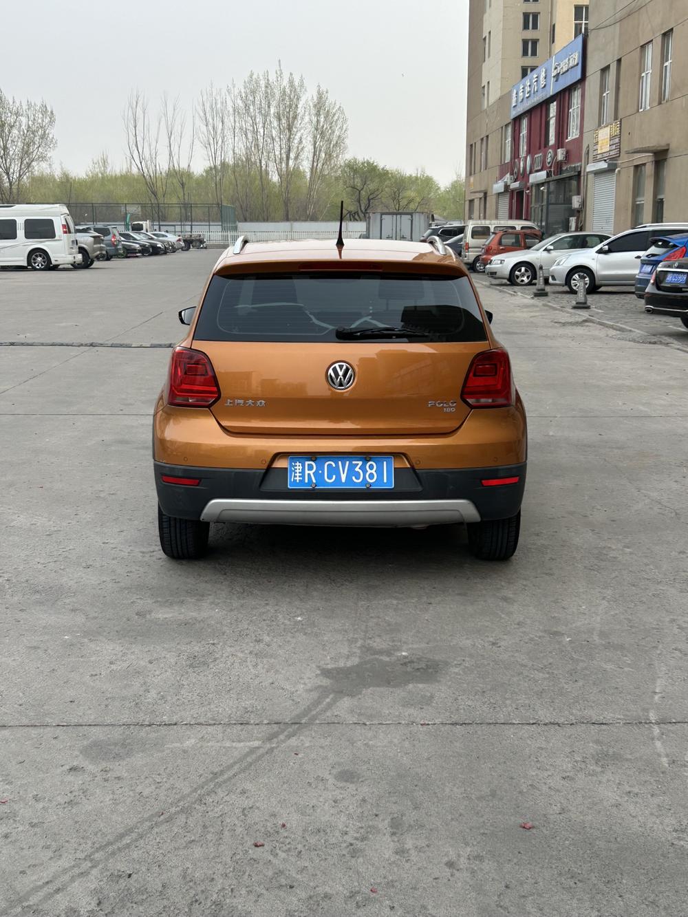 Volkswagen Polo 2017 car image #4