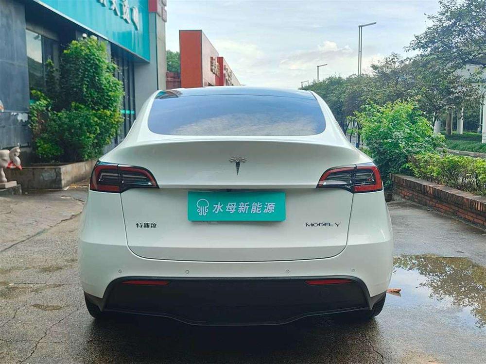 Tesla Model Y 2022 #6 Tesla Model Y 2022 immagine di auto #6