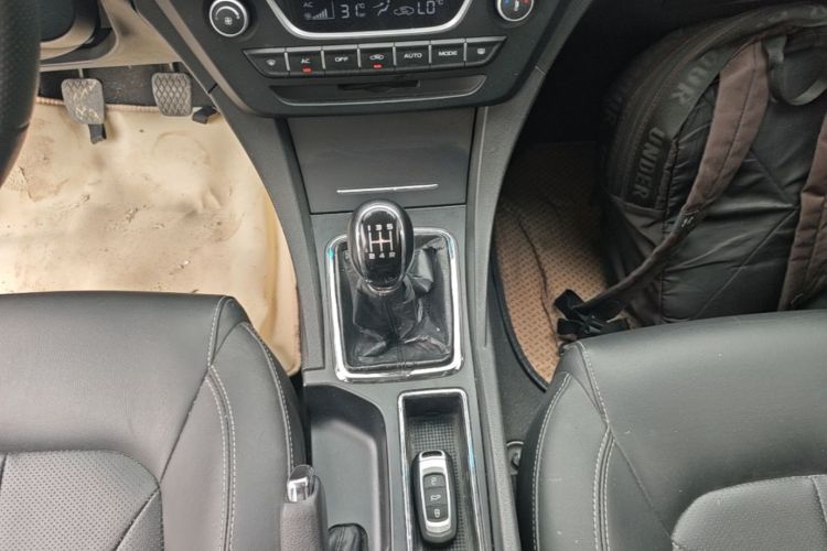 GEELY Emgrand 2017 immagine di auto #14