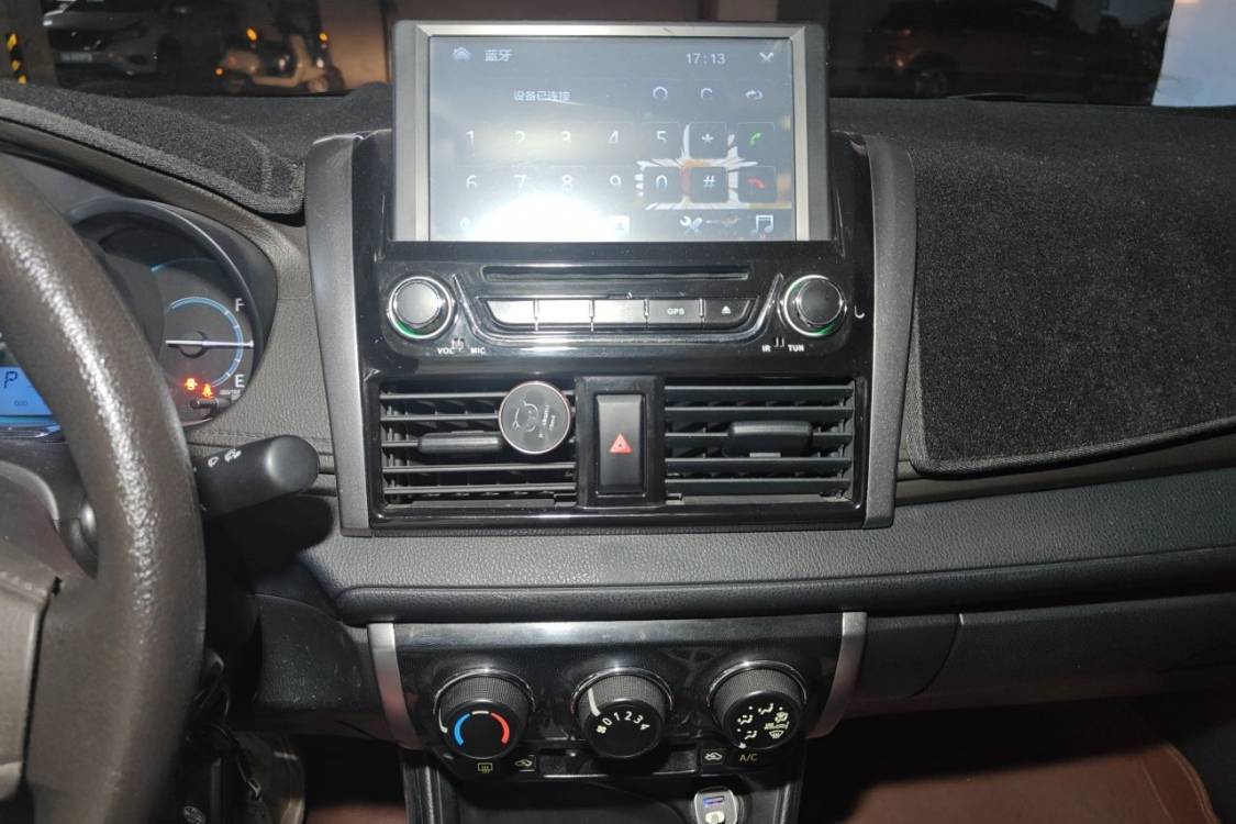 Toyota Vios 2015 car image #26