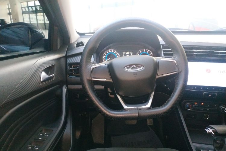 Chery Tiggo 3x 2025 immagine di auto #11