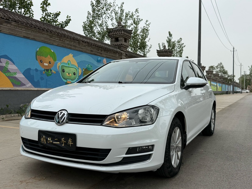 Volkswagen Golf 2016 car image 