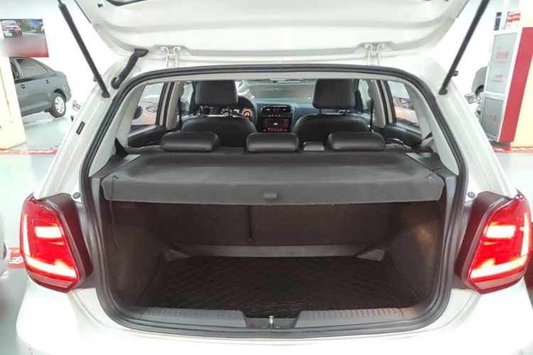 Volkswagen Polo 2016 #19 Volkswagen Polo 2016 car image #19