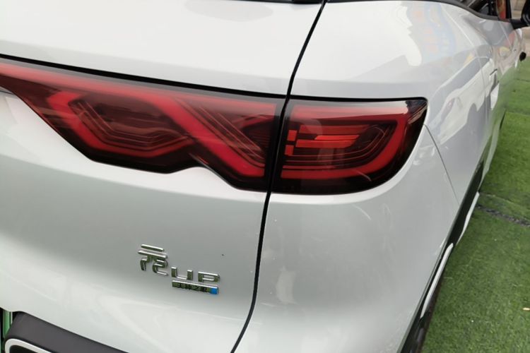 BYD YuanUP 2025 #8 BYD YuanUP 2025 car image #8