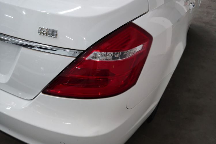 GEELY Emgrand 2017 immagine di auto #8