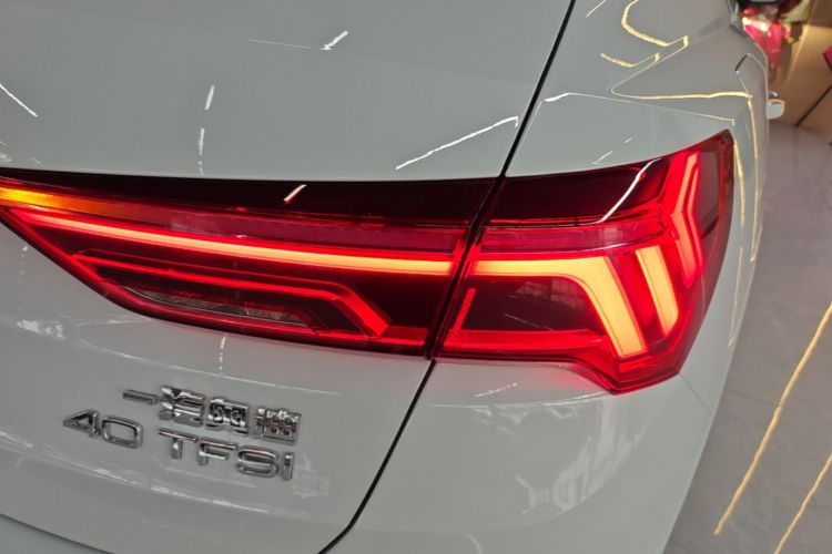 Audi Q3 2024 #8 Audi Q3 2024 car image #8